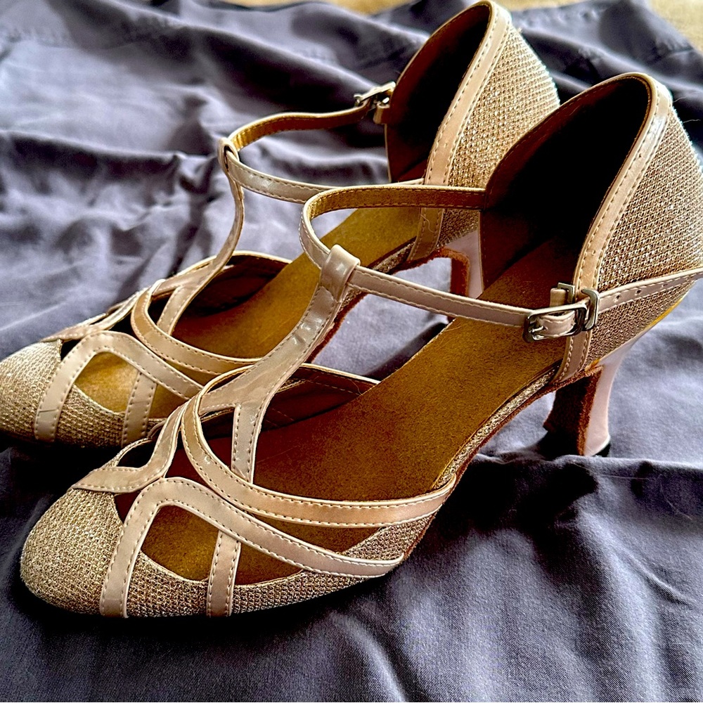 Ballroom dance shoes - Gold